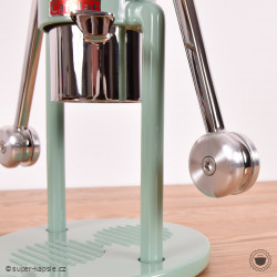 cafelat robot hands